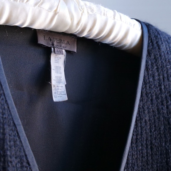 Gorgeous vintage La Perla black mohair‎ cardigan - Picture 4 of 8